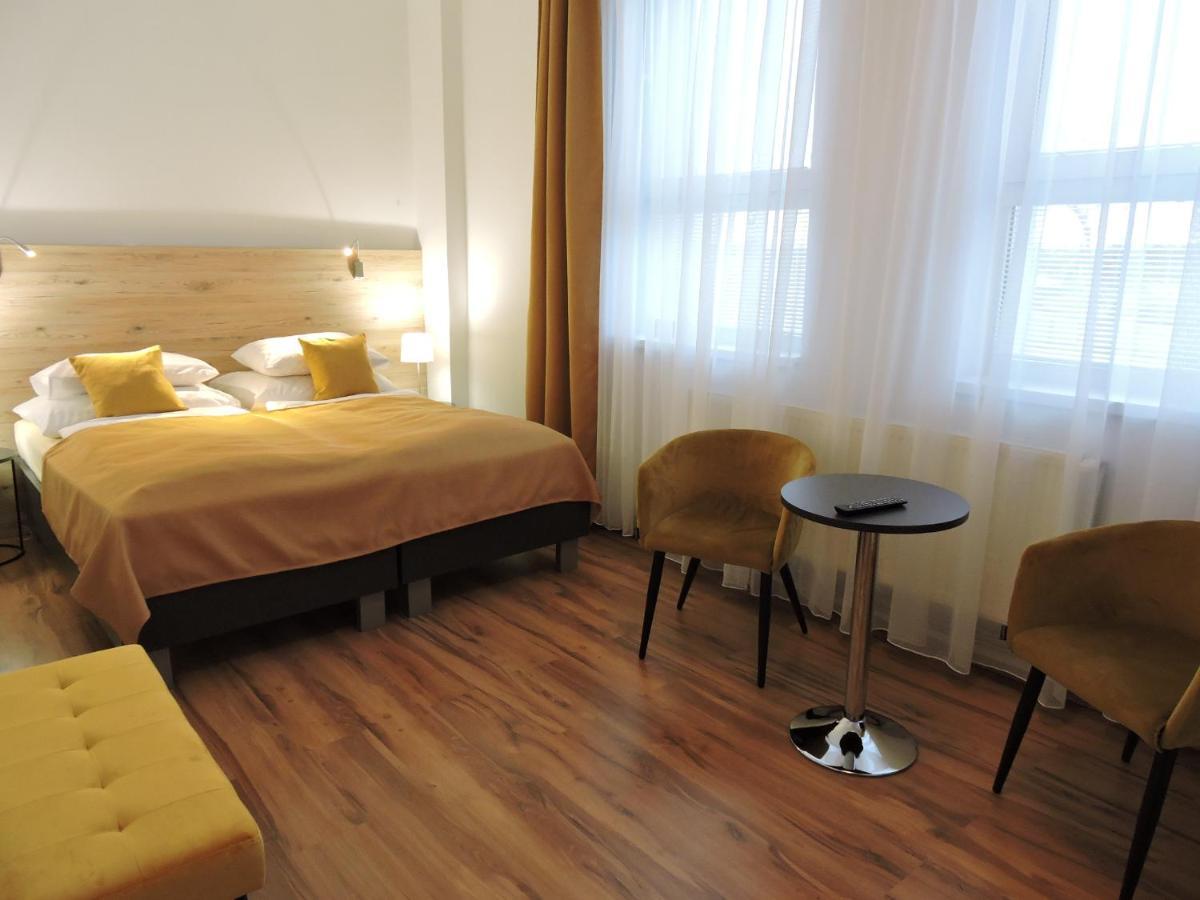 Primma Hotel Szepsi Kültér fotó