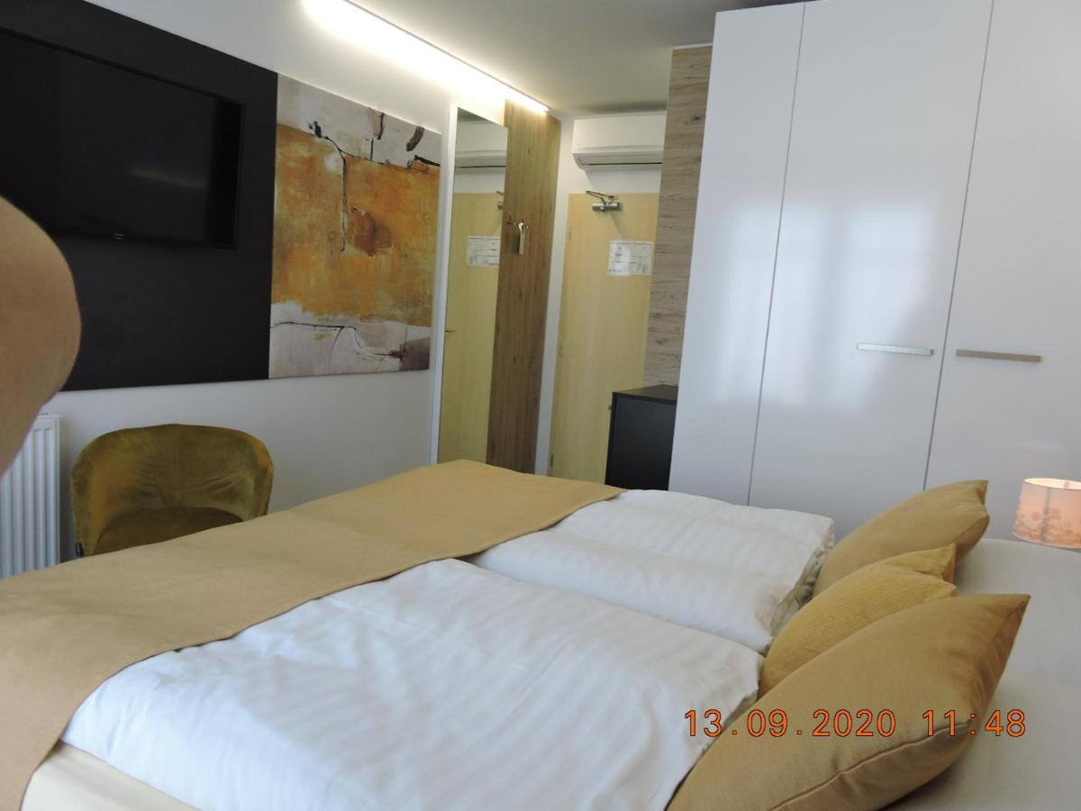Primma Hotel Szepsi Kültér fotó