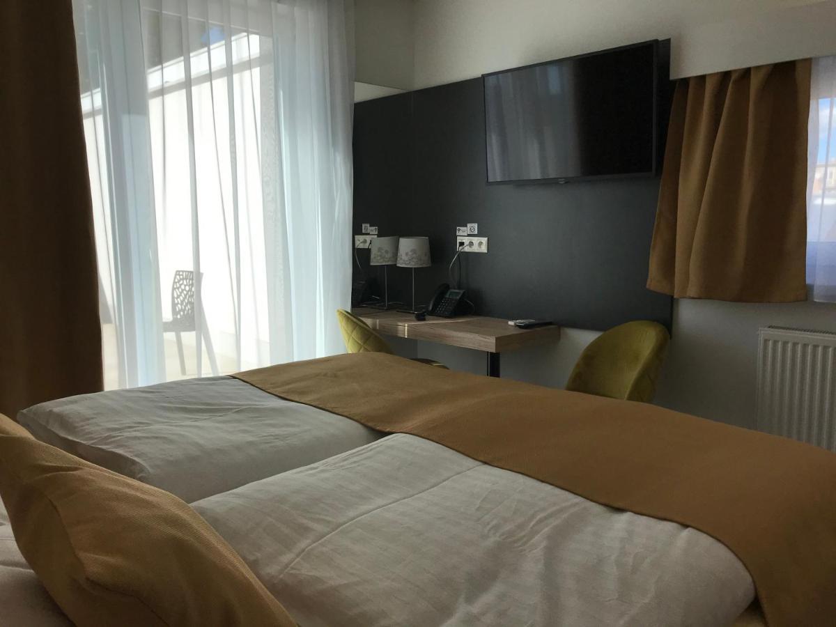 Primma Hotel Szepsi Kültér fotó