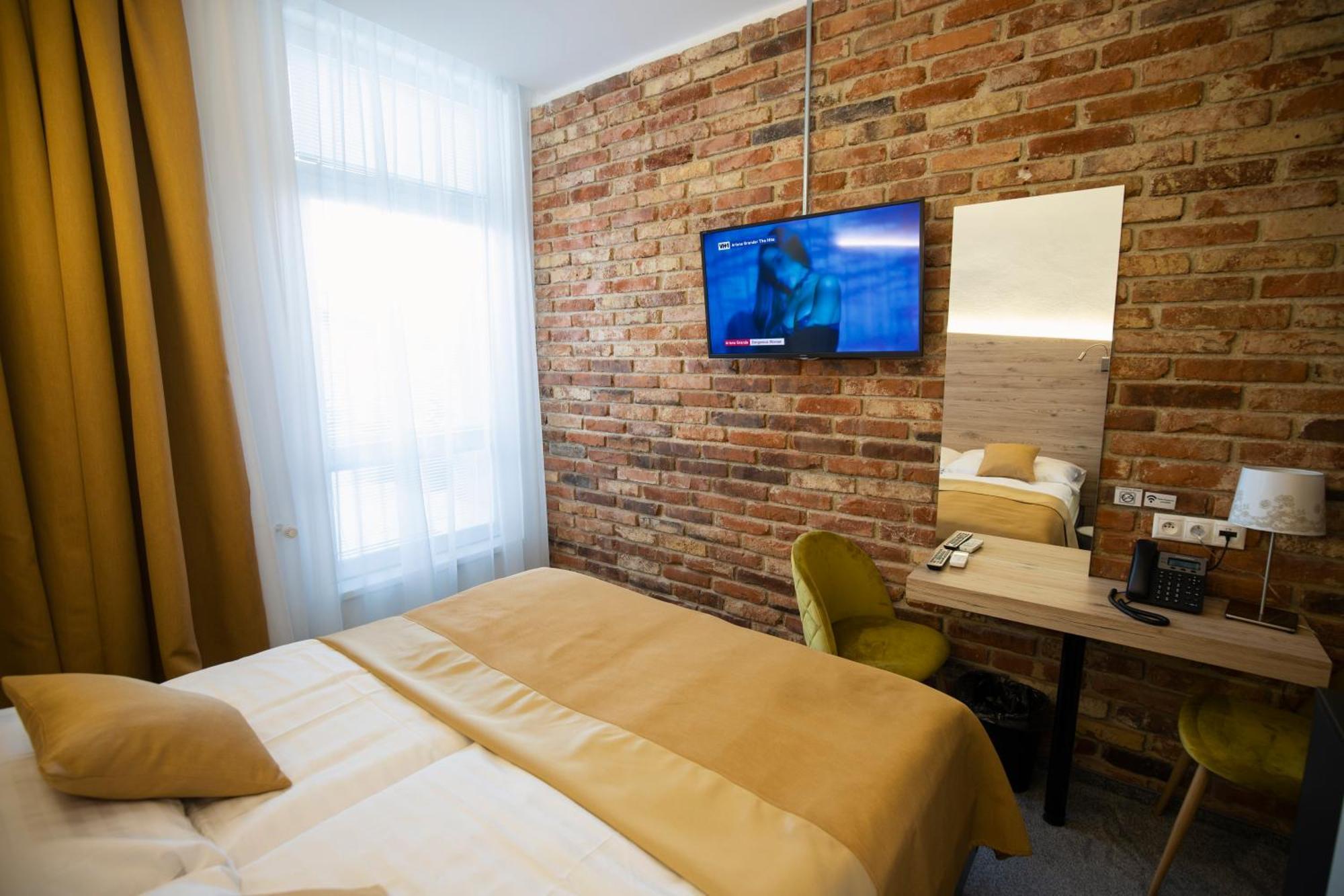 Primma Hotel Szepsi Kültér fotó